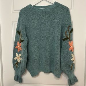 See & Be Seen Mod Boutique | Embroidered Sleeve Sweater | Like New